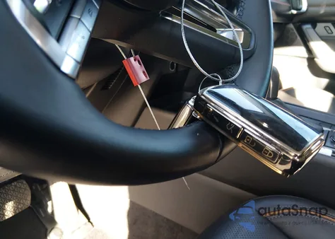 2025 Mazda Cx-50 Hybrid Premium Package z USA, uszkodzony, nr VIN 7MMVAADW4SN117691